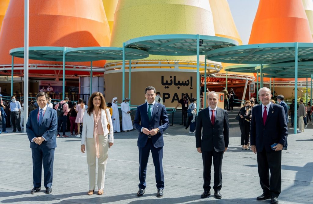 Imagen de la noticia Moreno: «Andalucía presenta sus credenciales como gran polo de atracción de empresas, conocimiento e inversión del sur en Europa»