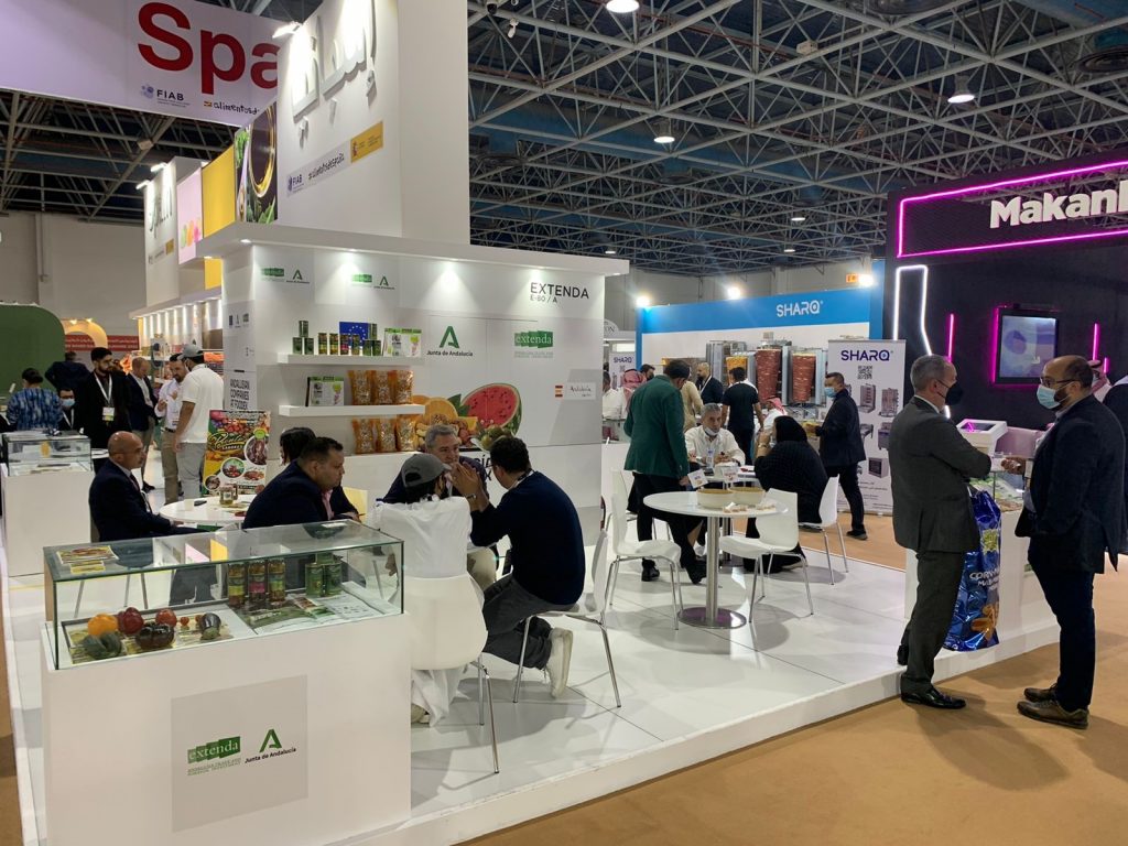 Imagen de la noticia Arabia Saudí, mercado que importa 14.200 millones de euros en productos agro, acoge en Foodex la oferta andaluza impulsada por Extenda