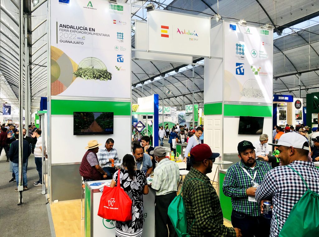 Imagen de la noticia La Junta potencia la industria auxiliar de la agricultura andaluza ante más de 126.000 profesionales en Expo Guanajuato México