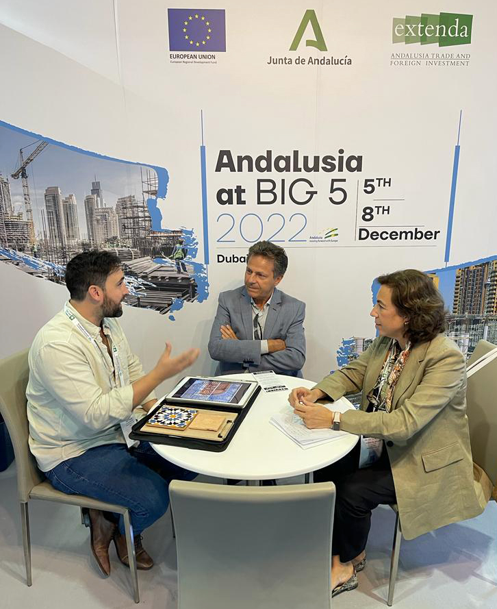 Imagen de la noticia La Junta potencia la industria de la construcción andaluza en Oriente Medio y África, que cuentan con proyectos por valor de 6,1 billones de euros