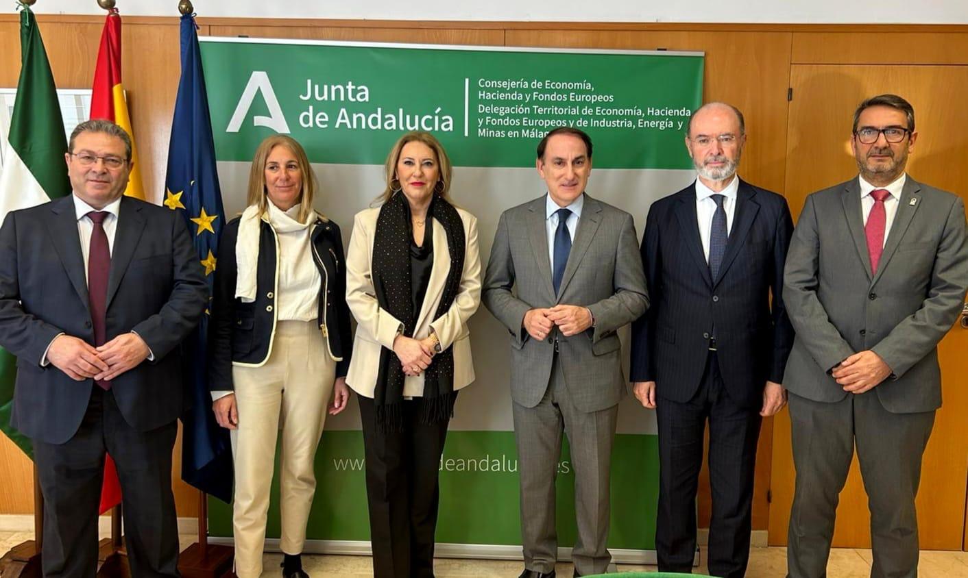 La Junta anuncia una línea de incentivos para empresas con la que ...