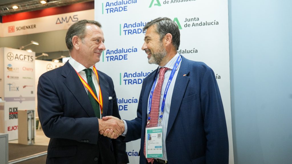 Imagen de la noticia Andalucía TRADE y Andalucía Aerospace renuevan su colaboración para potenciar la internacionalización del sector aeroespacial en París Air Show