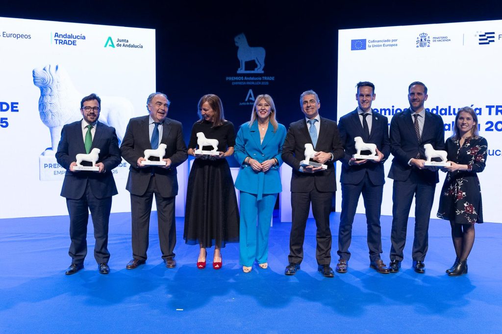 Imagen de la noticia Andalucía TRADE entrega sus premios a la Empresa Andaluza del Año 2025 ante más de 400 personalidades del panorama empresarial